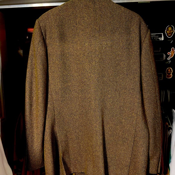 Cerruti 1881 Italian made 2 button cashmere/wool sport coat. Fits like a 44 R - Picture 2 of 6